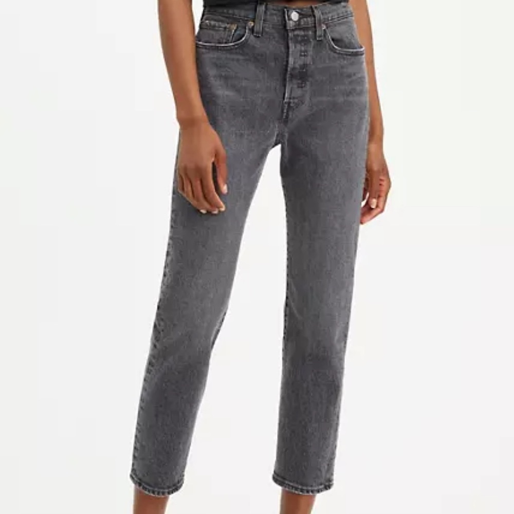 Levi’s wedgie icon jean